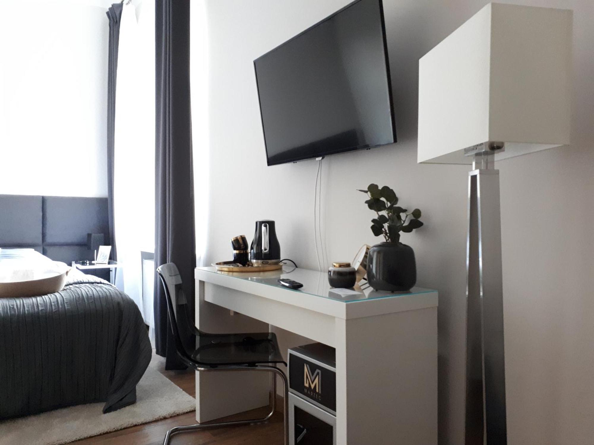 MARZEC Apartamenty Gniezno Ruang foto