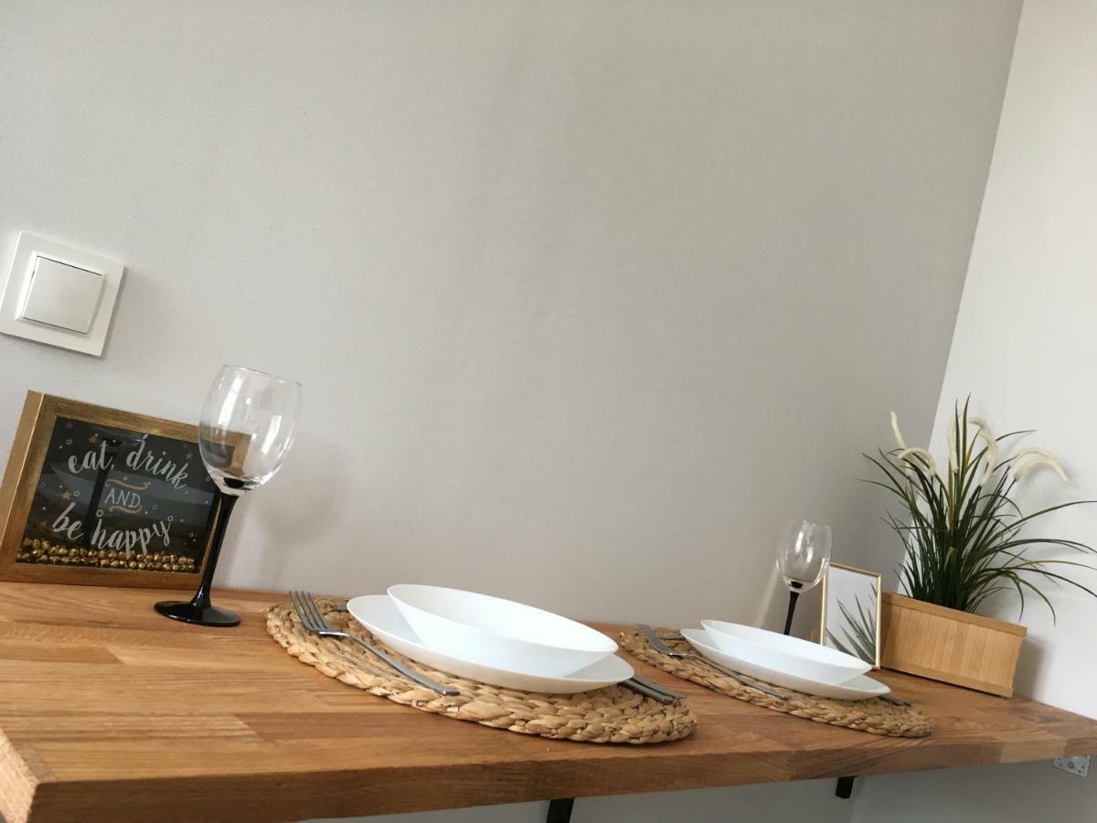 MARZEC Apartamenty Gniezno Bagian luar foto