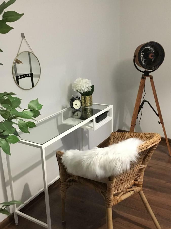 MARZEC Apartamenty Gniezno Bagian luar foto